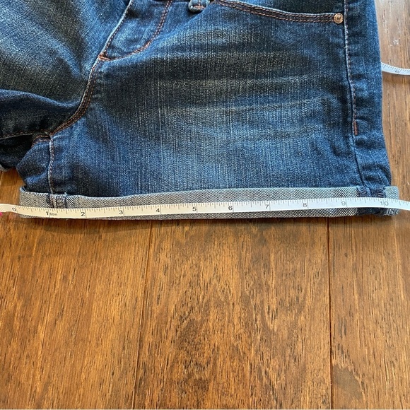 EUC Jessica Simpson Short shorts 2 26 - Picture 5 of 8